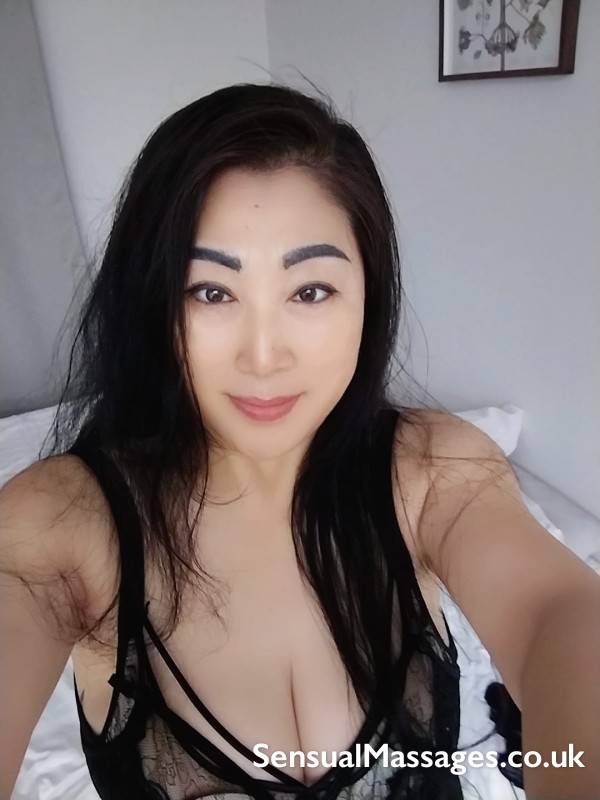 I Am A Perfect Asian Girl New Arrive Croydon.for A Relaxing & Gentle Massage With Me