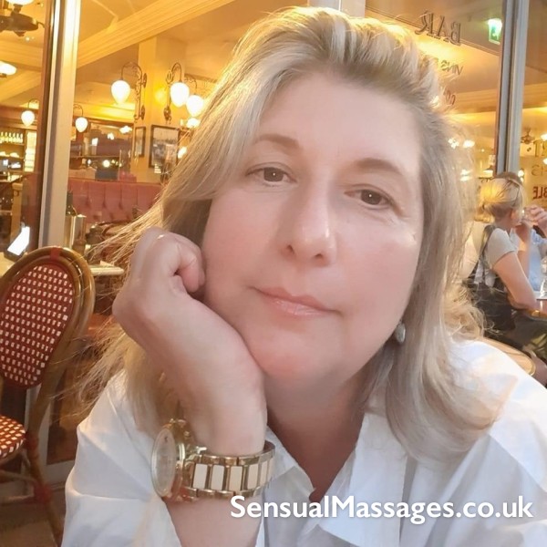 Sensual Tantric Massage 💋 B2b  In London