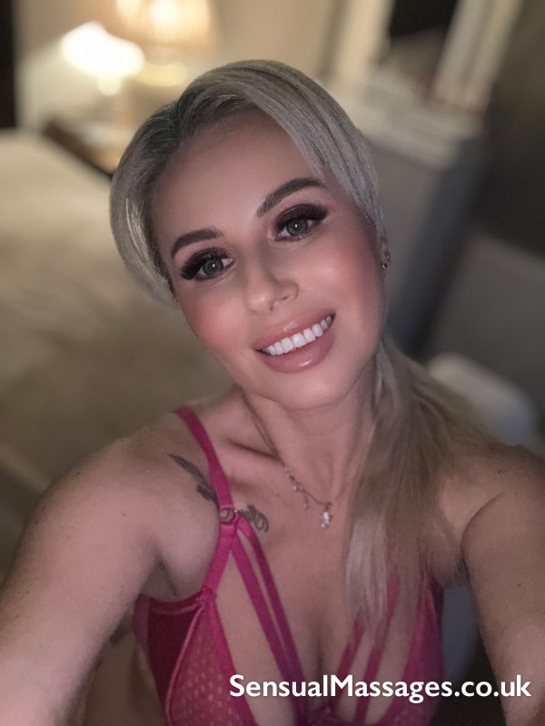 Erotic Body To Body Massage With Happy Ending