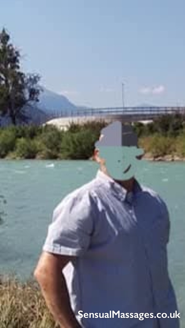 Give Your Self An Hour Of Pleasure - Swedish Or Warm Oil Massage For Women In London