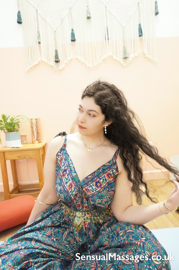 Gold Lotus Tantra Soho London - Certified Sensual & Tantric Massage 🌿