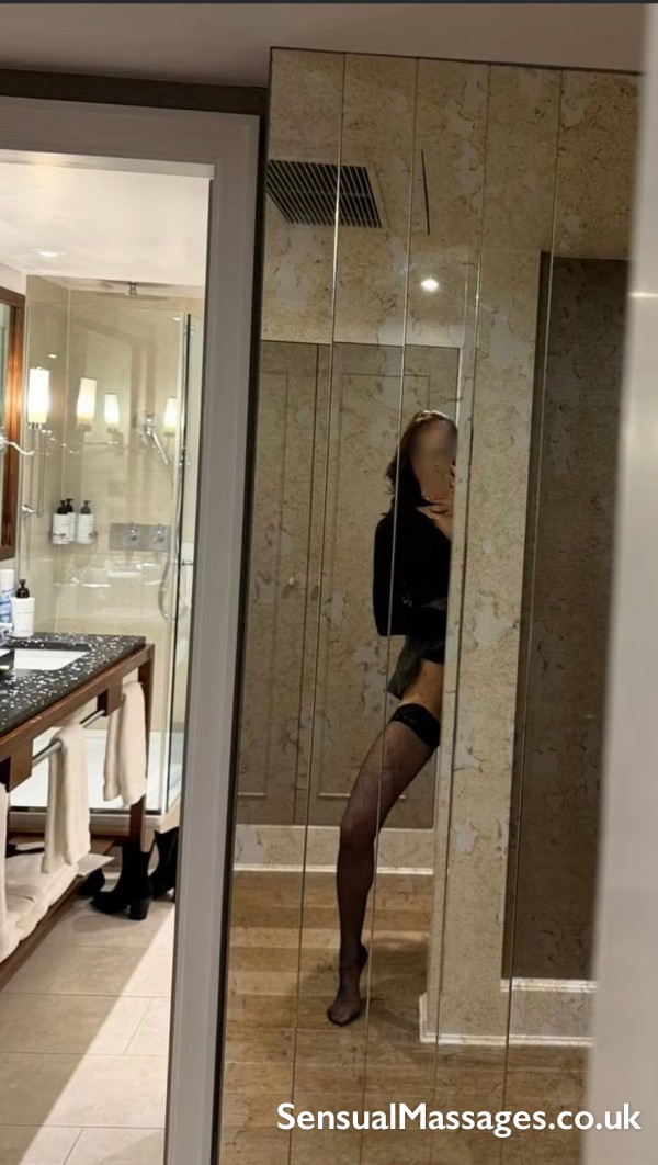 Independent Masseuse – Intimate B2b Massage Near London Bridge & Tower Hill