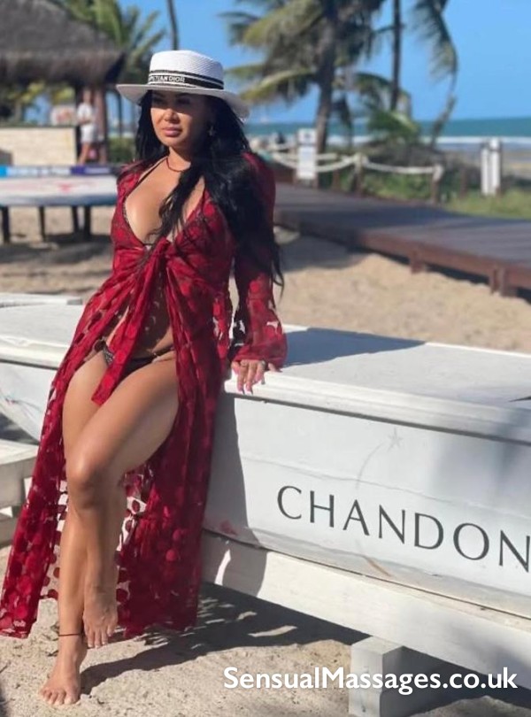 Liverpool Street     💫 A Unique Wellness Escape! 💫