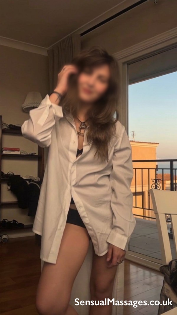 💋 Relax Massage With Liora – Friendly Ukrainian Beauty 💋