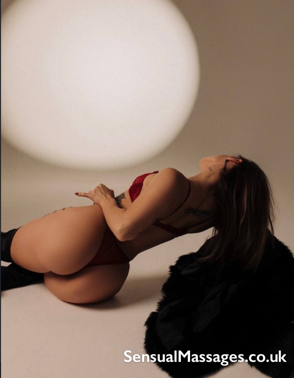 ⭐️ Whitechapel⭐️ Beautiful Barbie⭐️ Happy End⭐️b2b Massage  ⭐️aldgate East⭐️