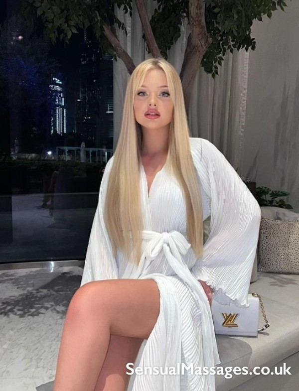 ⭐️ Aldgate East⭐️ Beautiful Barbie⭐️ Happy End⭐️b2b Massage ⭐️