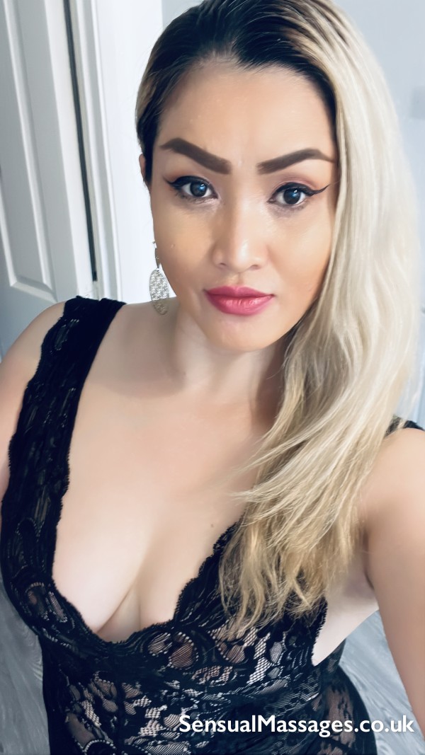 Sensual Body To Body And Nuro Jel Massage By Lisa