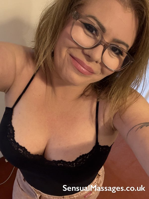 ✨ Goddess Touch 💋 – Sensual Massage & Erotic Bliss ✨
