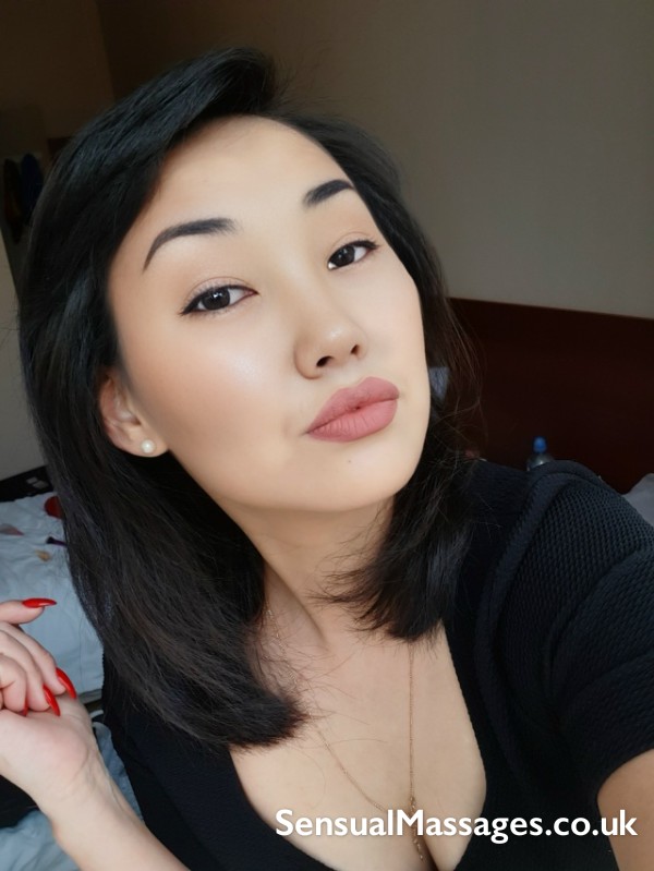 Hot And Horny - Tantric Massage In E2