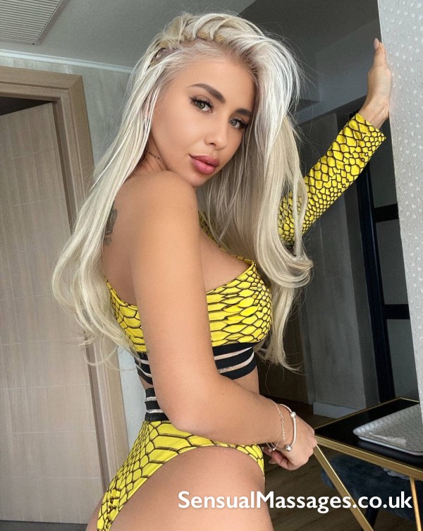 Lina, 27 — Horny Blond Available For B2b Massage In E1. Whitechapel