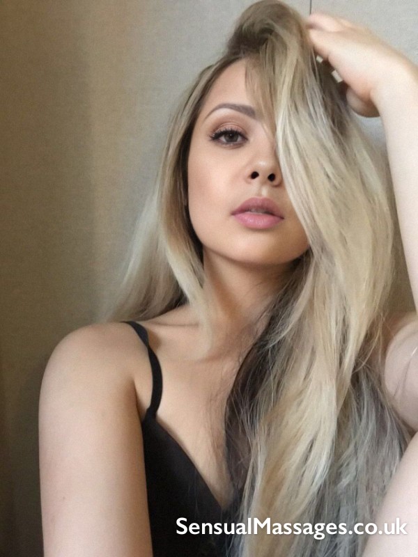 Premium Gfe Tantric And B2b Massage In Leyton